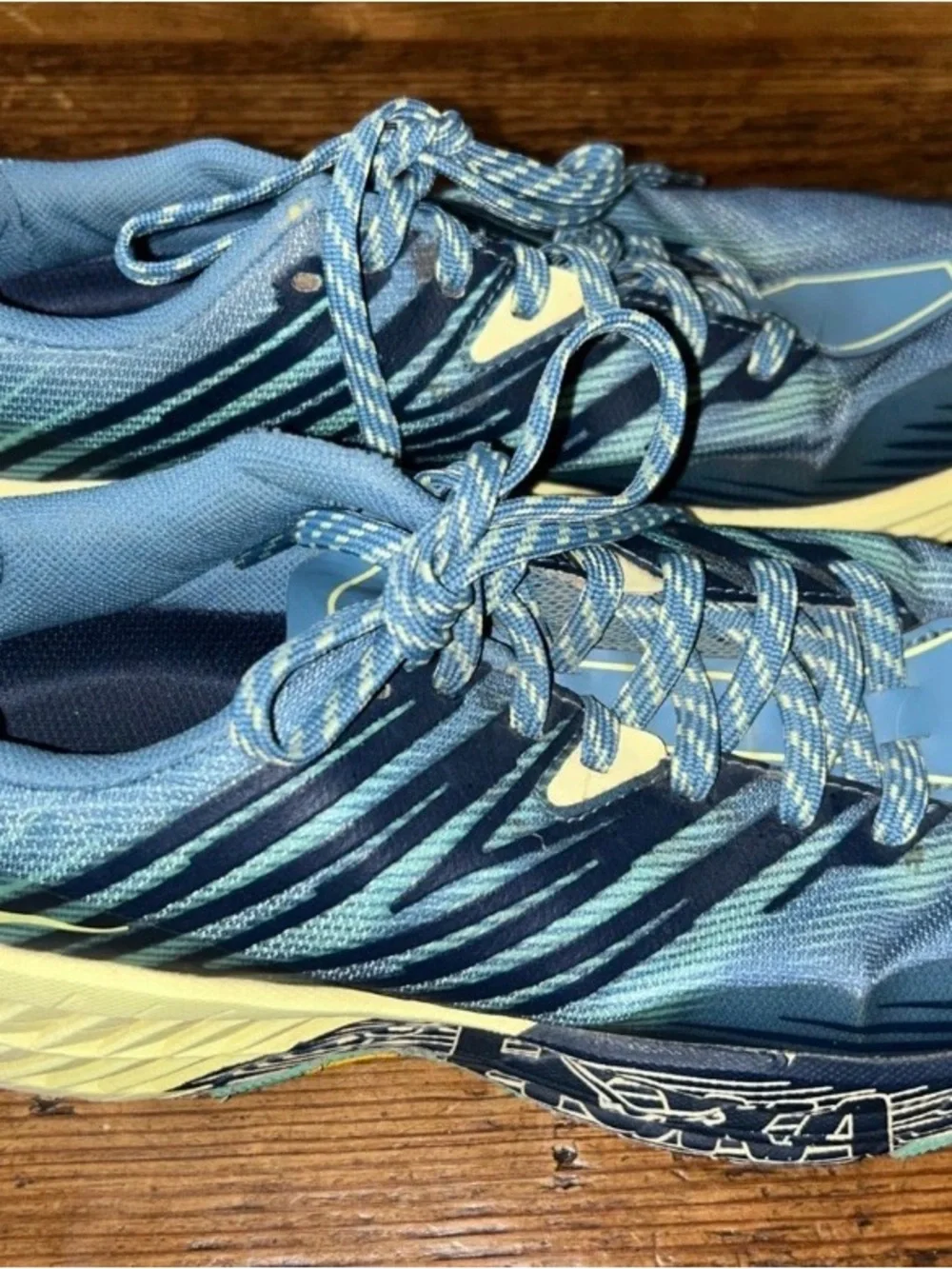 Hoka One One hoka one